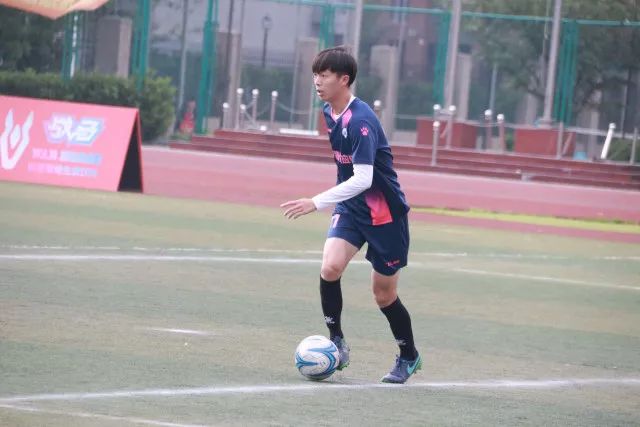 易建联球衣退役广东克广厦 深圳送四川13连败